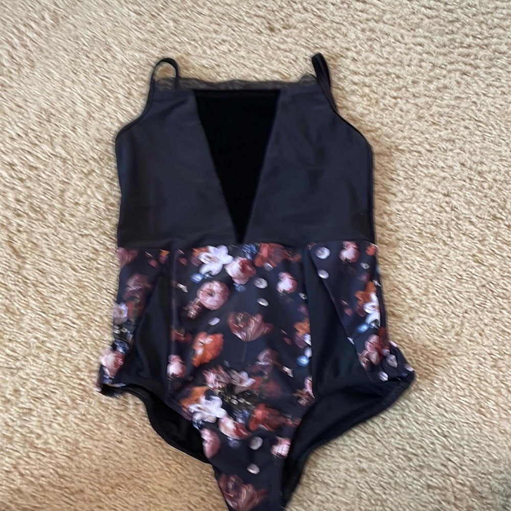 Suffolk Dance leotard, adult small